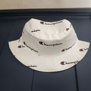 Champion Logo Print White Hat